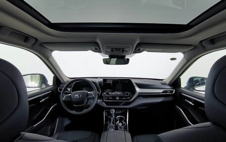 Toyota Highlander, 2025 год, 5 500 000 рублей, 16 фотография