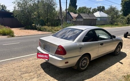 Mitsubishi Mirage VI рестайлинг, 2002 год, 195 000 рублей, 4 фотография