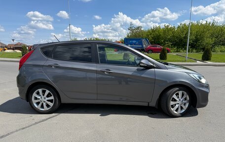 Hyundai Solaris II рестайлинг, 2011 год, 868 000 рублей, 8 фотография