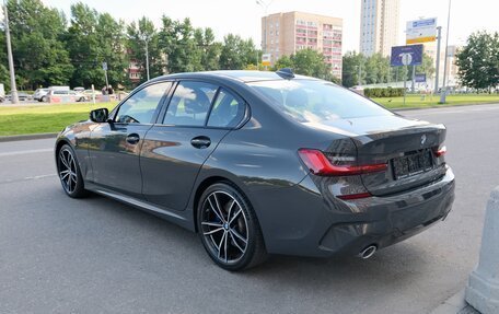 BMW 3 серия, 2019 год, 3 799 000 рублей, 4 фотография