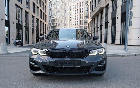 BMW 3 серия, 2019 год, 3 799 000 рублей, 2 фотография