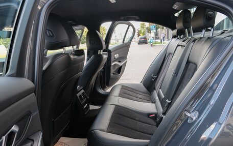 BMW 3 серия, 2019 год, 3 799 000 рублей, 28 фотография