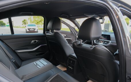 BMW 3 серия, 2019 год, 3 799 000 рублей, 32 фотография