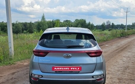 KIA Sportage IV рестайлинг, 2019 год, 1 750 000 рублей, 4 фотография