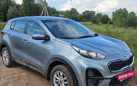 KIA Sportage IV рестайлинг, 2019 год, 1 750 000 рублей, 2 фотография