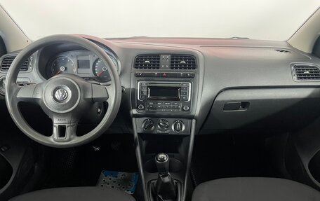 Volkswagen Polo VI (EU Market), 2013 год, 696 000 рублей, 13 фотография