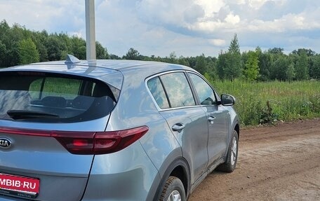 KIA Sportage IV рестайлинг, 2019 год, 1 750 000 рублей, 3 фотография