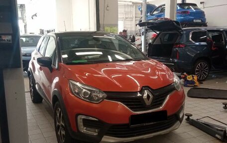 Renault Kaptur I рестайлинг, 2016 год, 1 260 000 рублей, 2 фотография