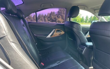 Toyota Camry, 2007 год, 1 150 000 рублей, 10 фотография