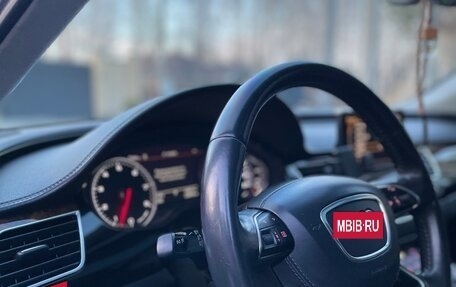 Audi A8, 2015 год, 1 820 000 рублей, 7 фотография