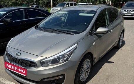 KIA cee'd III, 2017 год, 1 275 000 рублей, 2 фотография