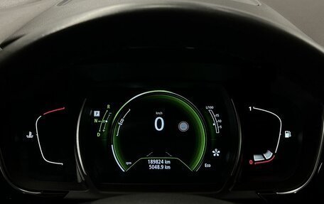 Renault Espace V рестайлинг, 2017 год, 1 625 000 рублей, 10 фотография