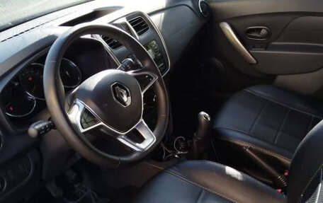 Renault Sandero II рестайлинг, 2019 год, 970 000 рублей, 9 фотография