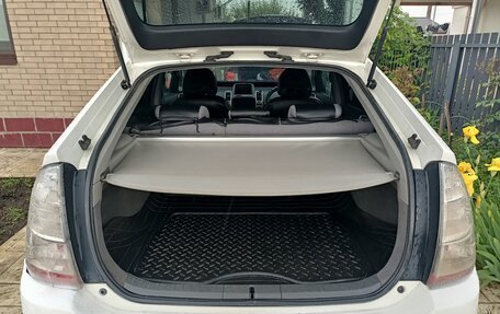 Toyota Prius, 2008 год, 600 000 рублей, 3 фотография