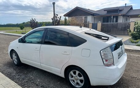 Toyota Prius, 2008 год, 600 000 рублей, 14 фотография