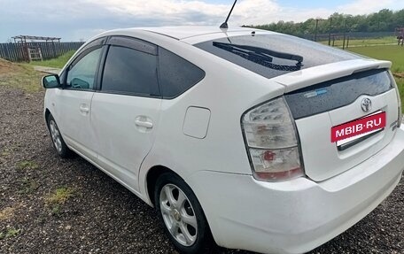 Toyota Prius, 2008 год, 600 000 рублей, 17 фотография