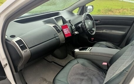 Toyota Prius, 2008 год, 600 000 рублей, 18 фотография