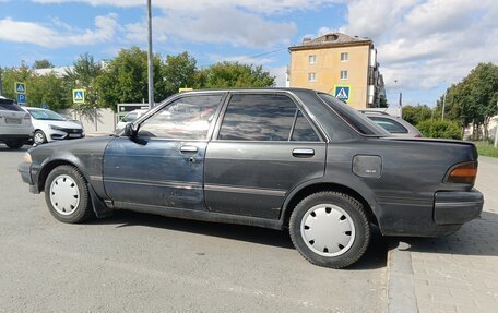 Toyota Carina, 1989 год, 200 000 рублей, 6 фотография