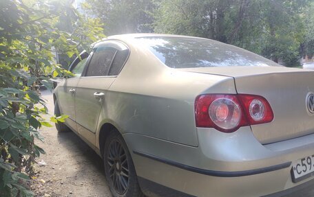 Volkswagen Passat B6, 2006 год, 550 000 рублей, 4 фотография