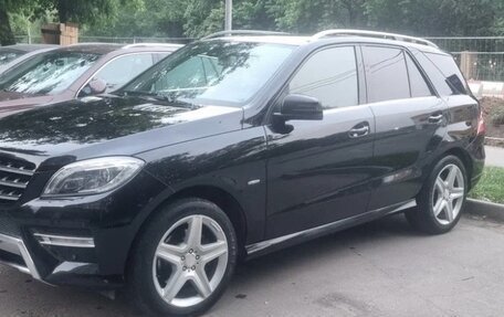 Mercedes-Benz M-Класс, 2011 год, 2 250 000 рублей, 29 фотография