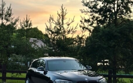BMW 1 серия, 2013 год, 900 000 рублей, 1 фотография