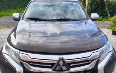 Mitsubishi Pajero Sport III рестайлинг, 2018 год, 2 100 000 рублей, 1 фотография