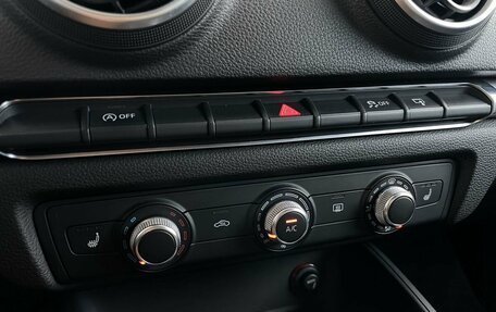 Audi A3, 2015 год, 1 790 000 рублей, 18 фотография