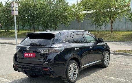 Toyota Harrier, 2017 год, 1 950 000 рублей, 4 фотография
