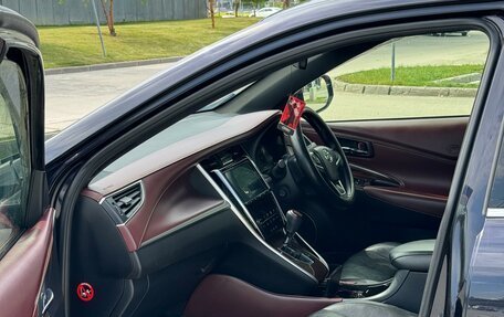 Toyota Harrier, 2017 год, 1 950 000 рублей, 11 фотография
