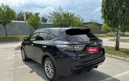 Toyota Harrier, 2017 год, 1 950 000 рублей, 10 фотография