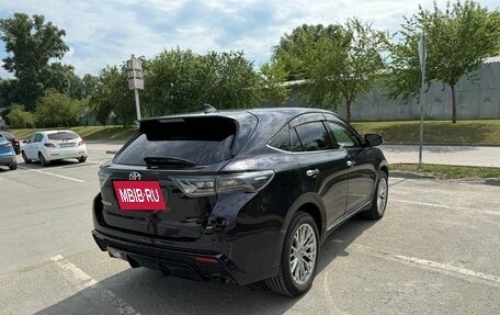 Toyota Harrier, 2017 год, 1 950 000 рублей, 8 фотография