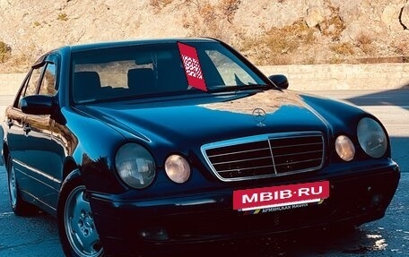 Mercedes-Benz E-Класс, 2000 год, 550 000 рублей, 2 фотография