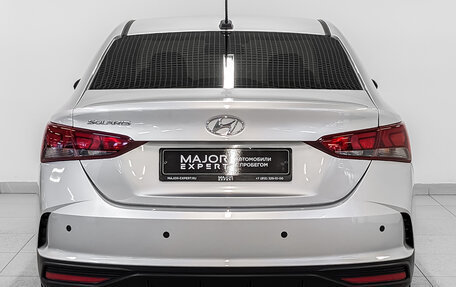 Hyundai Solaris II рестайлинг, 2021 год, 1 690 000 рублей, 6 фотография