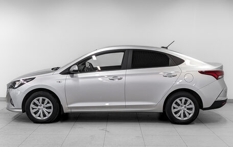 Hyundai Solaris II рестайлинг, 2021 год, 1 690 000 рублей, 8 фотография