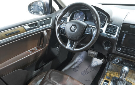 Volkswagen Touareg III, 2012 год, 2 049 000 рублей, 10 фотография