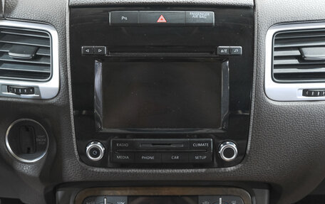 Volkswagen Touareg III, 2012 год, 2 049 000 рублей, 16 фотография