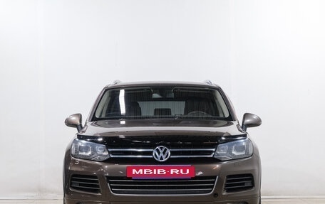 Volkswagen Touareg III, 2012 год, 2 049 000 рублей, 3 фотография