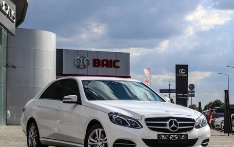 Mercedes-Benz E-Класс, 2013 год, 1 995 000 рублей, 4 фотография