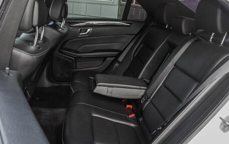 Mercedes-Benz E-Класс, 2013 год, 1 995 000 рублей, 20 фотография