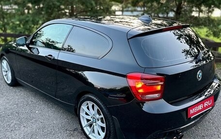 BMW 1 серия, 2013 год, 900 000 рублей, 6 фотография