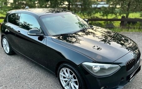 BMW 1 серия, 2013 год, 900 000 рублей, 3 фотография