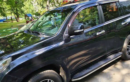 Toyota Land Cruiser Prado 150 рестайлинг 2, 2015 год, 4 500 000 рублей, 3 фотография