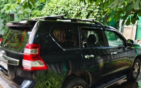 Toyota Land Cruiser Prado 150 рестайлинг 2, 2015 год, 4 500 000 рублей, 7 фотография