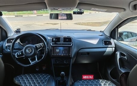 Volkswagen Polo VI (EU Market), 2015 год, 1 190 000 рублей, 2 фотография