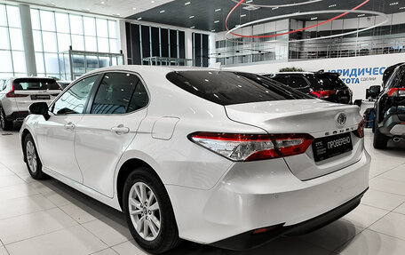 Toyota Camry, 2019 год, 2 625 000 рублей, 11 фотография