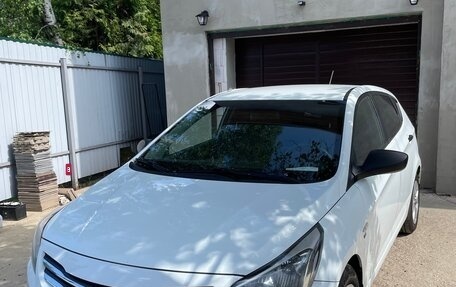 Hyundai Solaris II рестайлинг, 2015 год, 950 000 рублей, 19 фотография