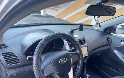 Hyundai Solaris II рестайлинг, 2014 год, 800 000 рублей, 1 фотография