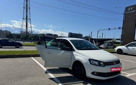 Volkswagen Polo VI (EU Market), 2014 год, 750 000 рублей, 1 фотография