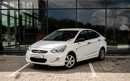 Hyundai Solaris II рестайлинг, 2013 год, 750 000 рублей, 1 фотография