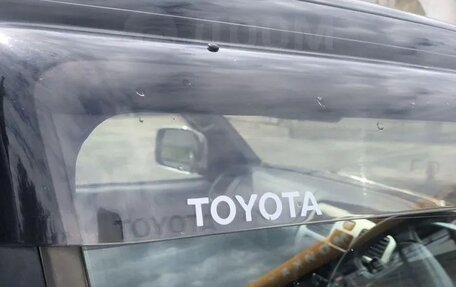 Toyota Hilux Surf III рестайлинг, 1998 год, 1 300 000 рублей, 14 фотография